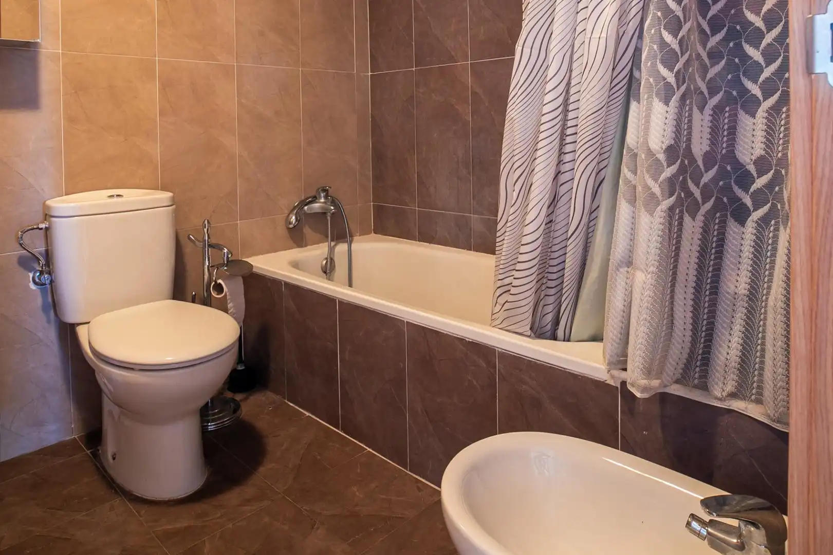 Bathroom of Flat for sale in Sabiñánigo  with Heating, Terrace and Storage room