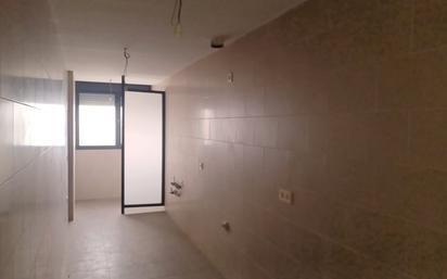 Flat for sale in Alcalá de Henares  with Heating, Storage room and Balcony