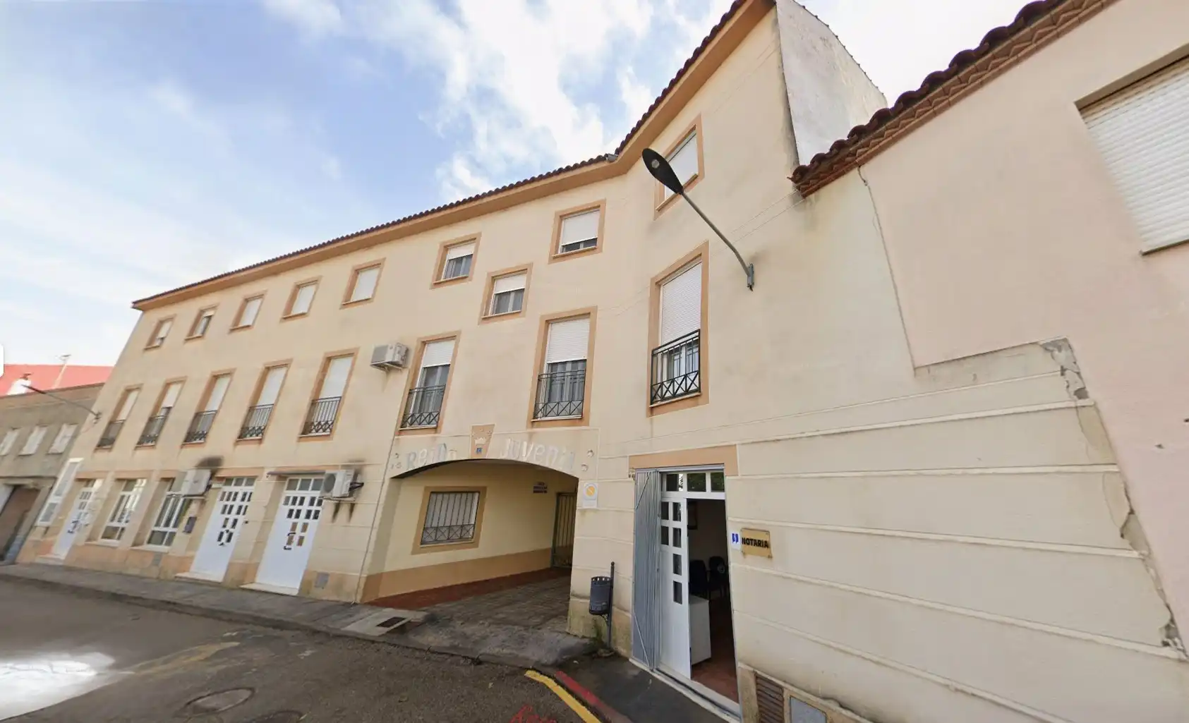 Vista exterior de Local en venta en Villarrubia de Santiago