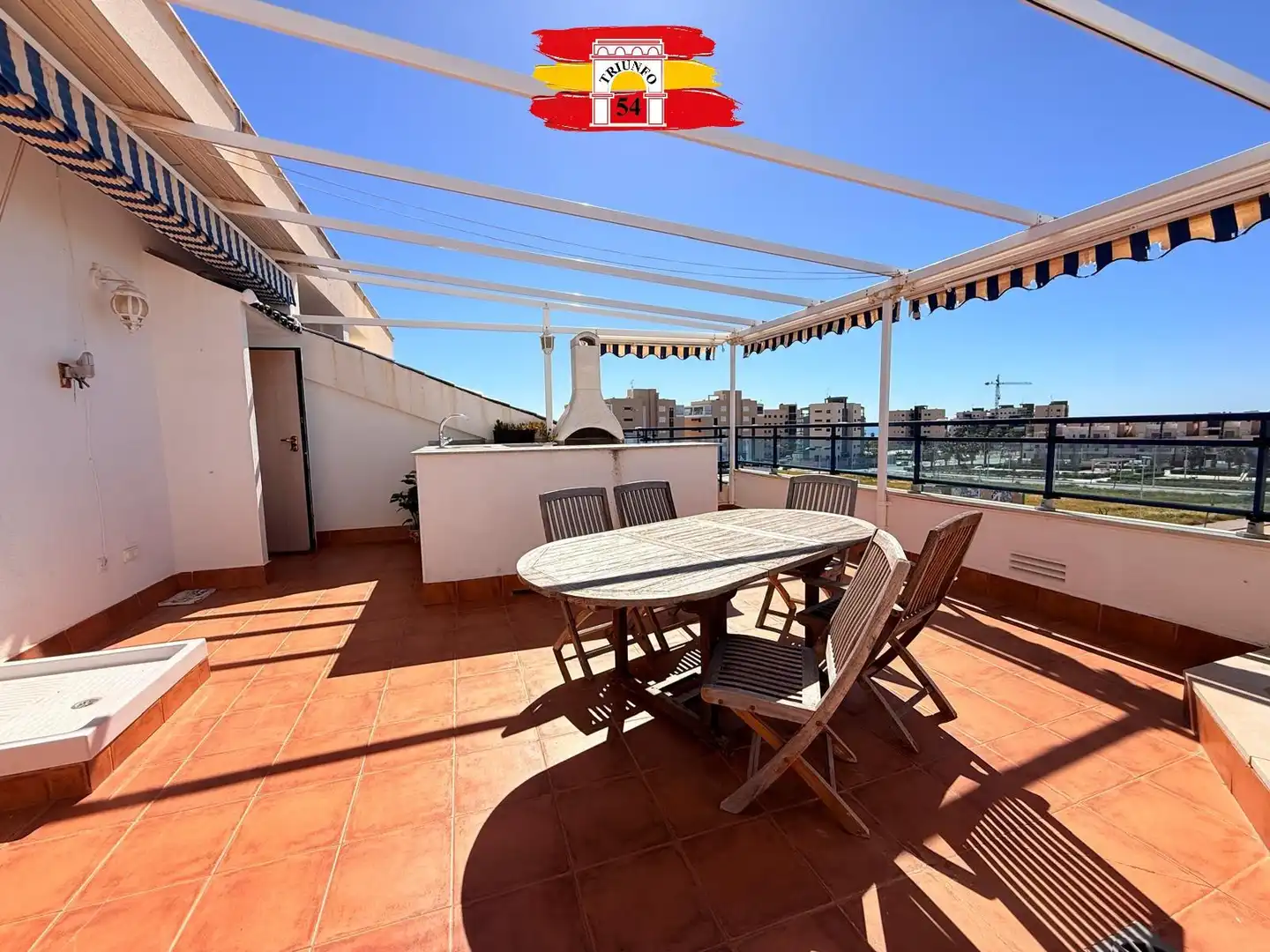 Terraza de Ático en venta en Pilar de la Horadada con Aire acondicionado, Jardín privado y Trastero