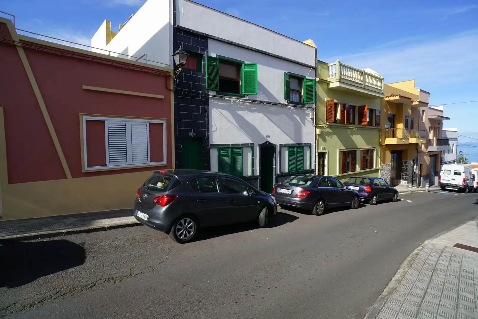 Außenansicht von Einfamilien-Reihenhaus zum Verkauf in La Orotava
