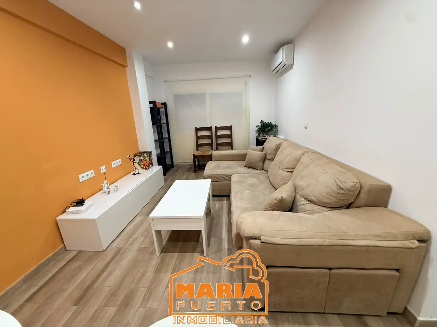 Sala de estar de Piso en venta en Puerto de la Torre - Atabal