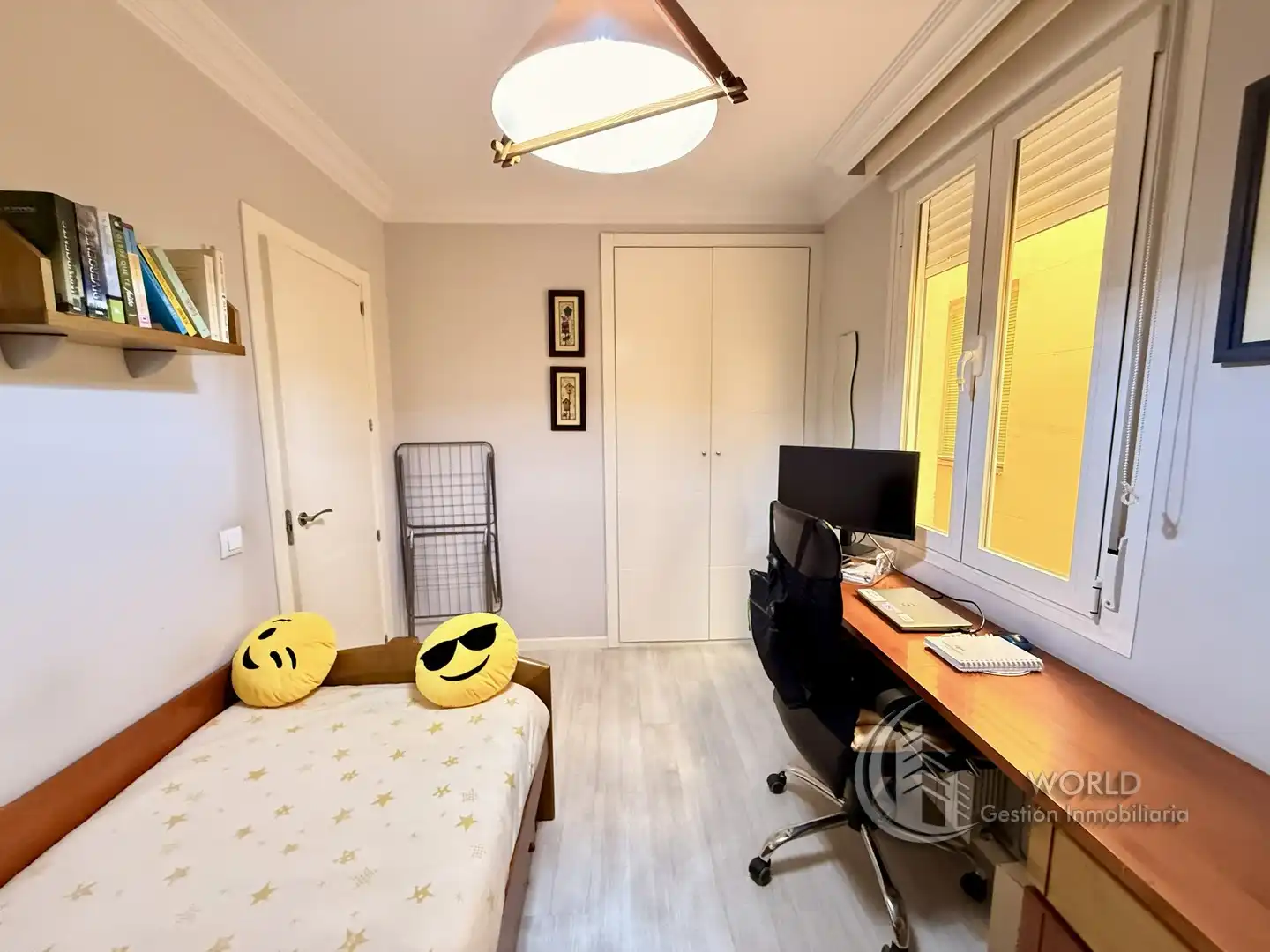 Schlafzimmer von Wohnung zum Verkauf in Madrid mit Klimaanlage, Heizung und Möbliert