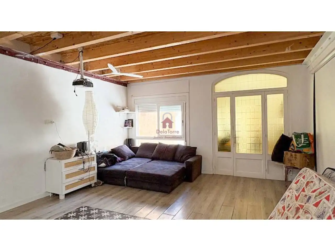 Sala de estar de Casa adosada en venta en Terrassa con Calefacción y Terraza