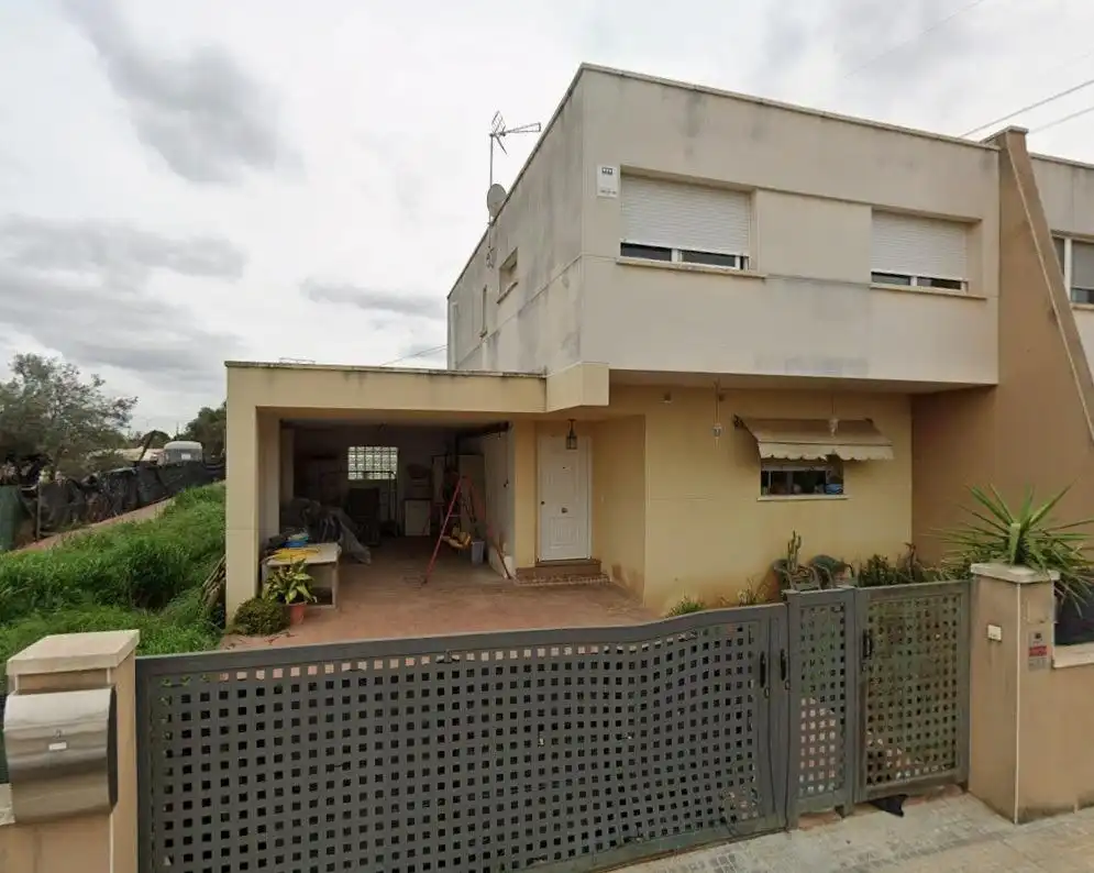Vista exterior de Casa adosada en venta en Albinyana
