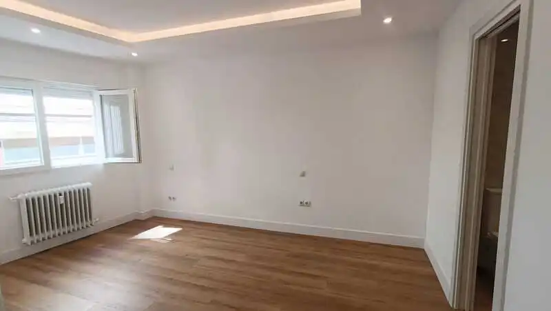 Flat for sale in Madrid  with Heating