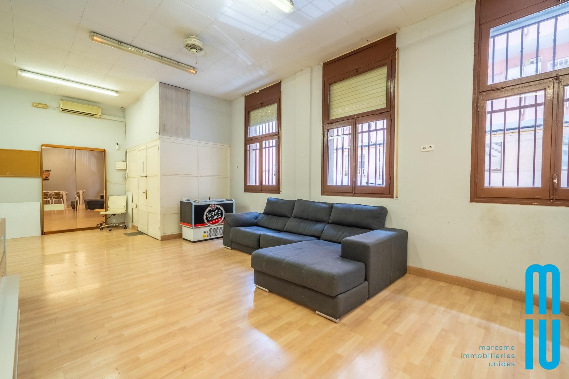 Living room of Flat for sale in Badalona  with Parquet flooring