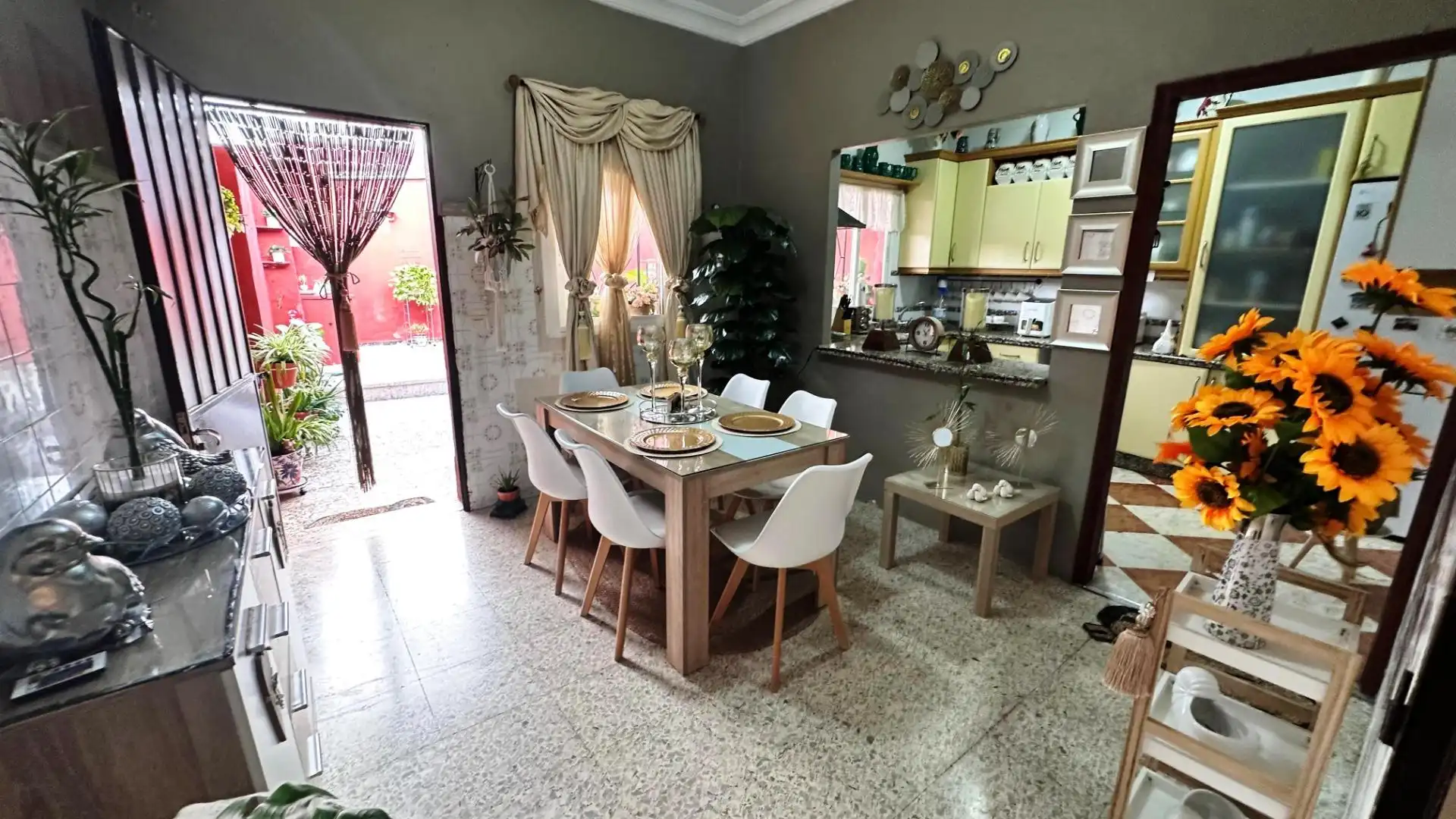 Dining room of Houses for sale in Bormujos  with Air Conditioner, Terrace and Storage room