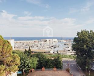 Exterior view of Apartment for sale in Arenys de Mar  with Air Conditioner, Terrace and Balcony