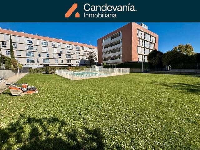 Piso en Venta en Miralbueno