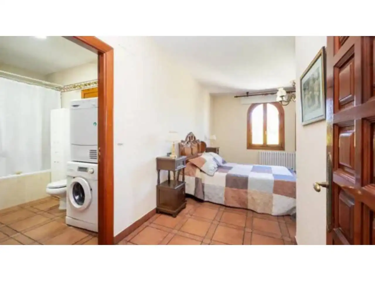 Dormitori de Casa o xalet en venda en Baza amb Calefacció, Jardí privat i Terrassa