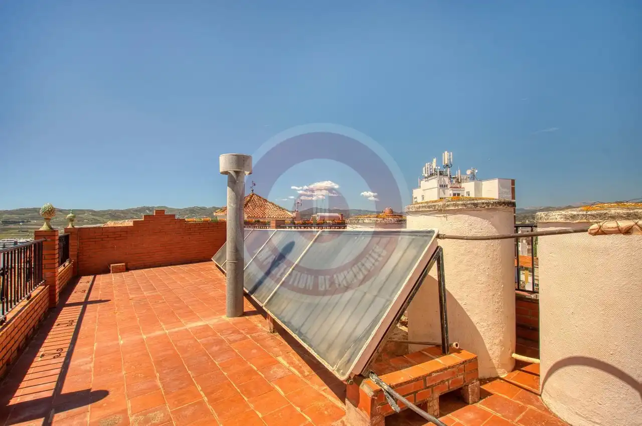 Terrassa de Casa o xalet en venda en Vélez-Málaga amb Jardí privat i Piscina