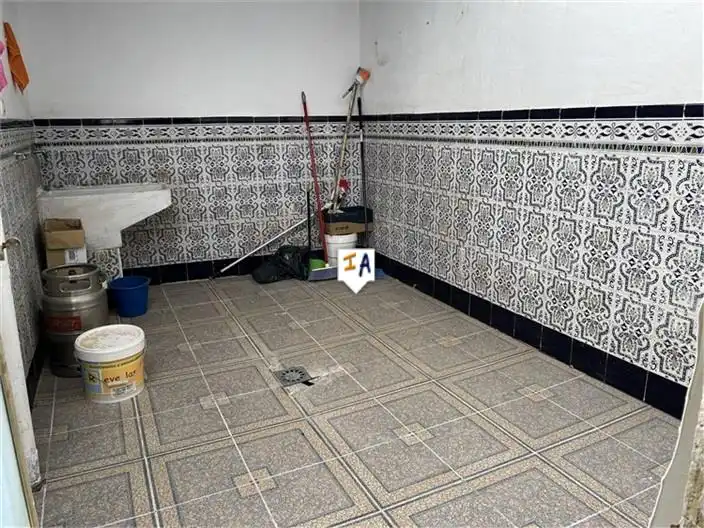 Badezimmer von Wohnungen zum Verkauf in Fuente-Tójar mit Klimaanlage und Abstellraum