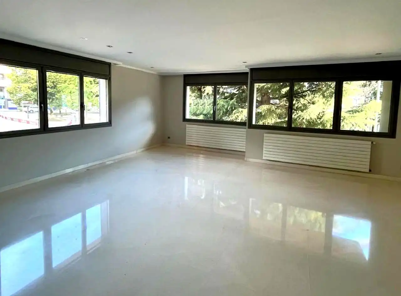 Piso con ascensor en venta en Parc de la Mola