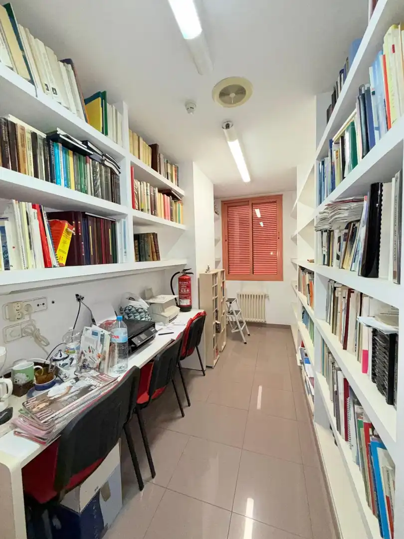 Piso con ascensor en venta en Rambla de Méndez Núñez, imagen 10