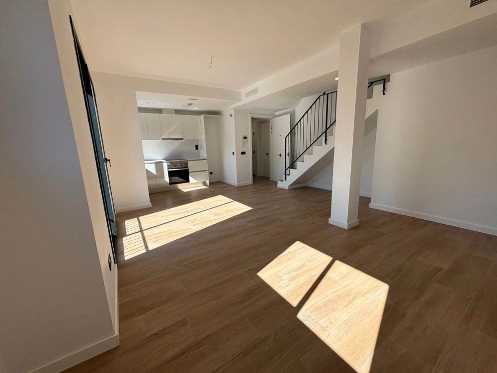 Living room of Flat for sale in Sabadell  with Air Conditioner, Heating and Terrace