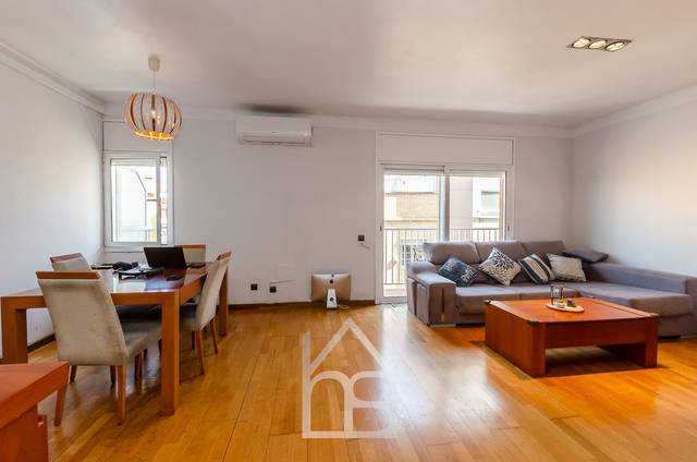 Piso en Venta en Carrer de Montjuïc en Centre