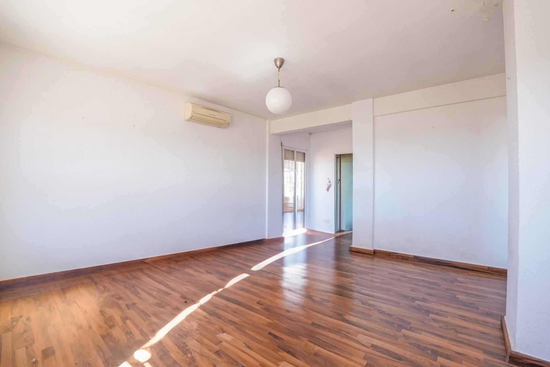 Wohnzimmer von Dachboden zum verkauf in Reus mit Terrasse