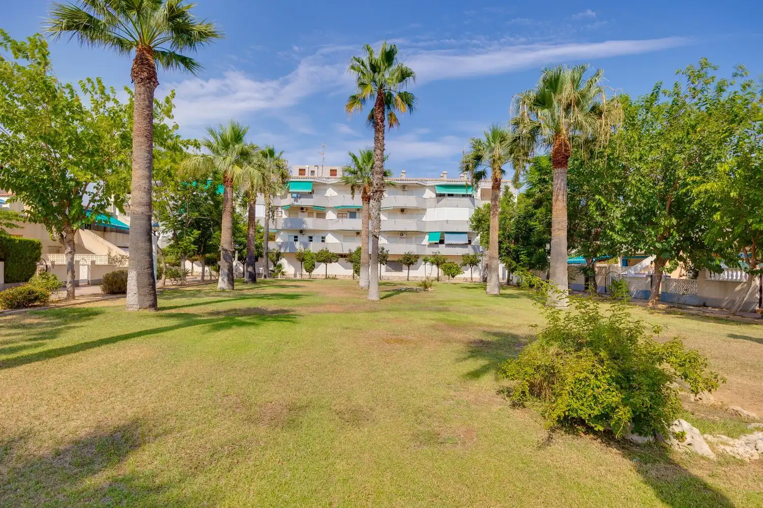 Vista exterior de Pis en venda en Orihuela amb Aire condicionat, Calefacció i Terrassa
