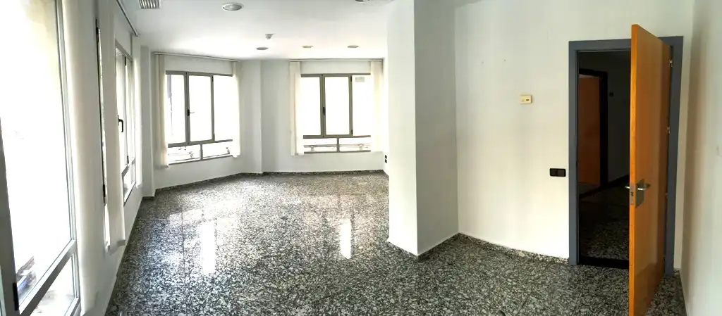 Büro mit Aufzug zur Miete in Plaza Santa Gertrudis 2, ático, imagen 6