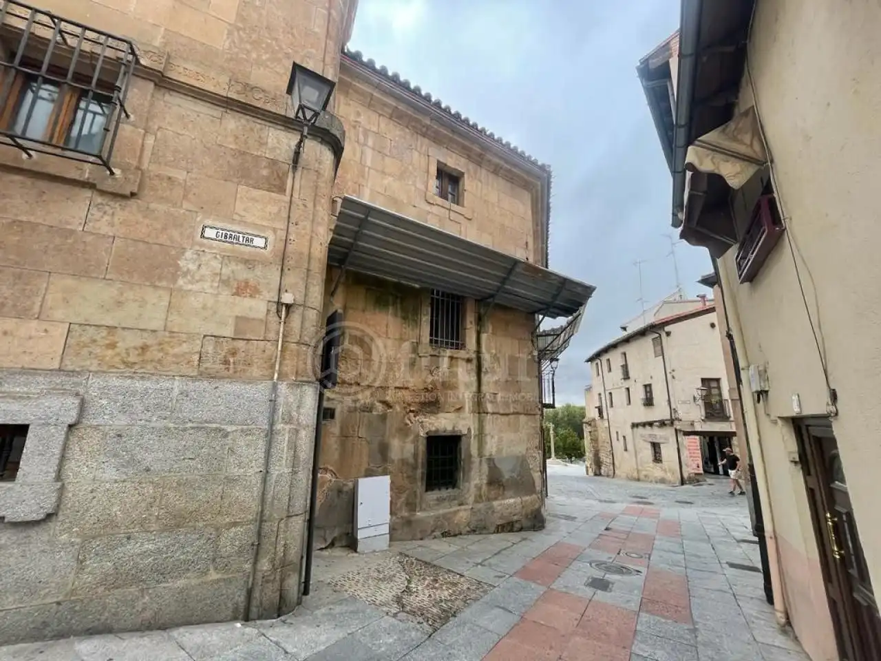 Vista exterior de Edifici en venda en Salamanca