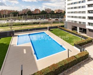 Piscina de Apartament de lloguer en Sabadell amb Aire condicionat, Calefacció i Parquet