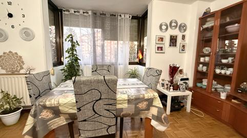 Foto 3 de Piso en venta en Calle de la Unanimidad, 43, Los Rosales,  Madrid Capital