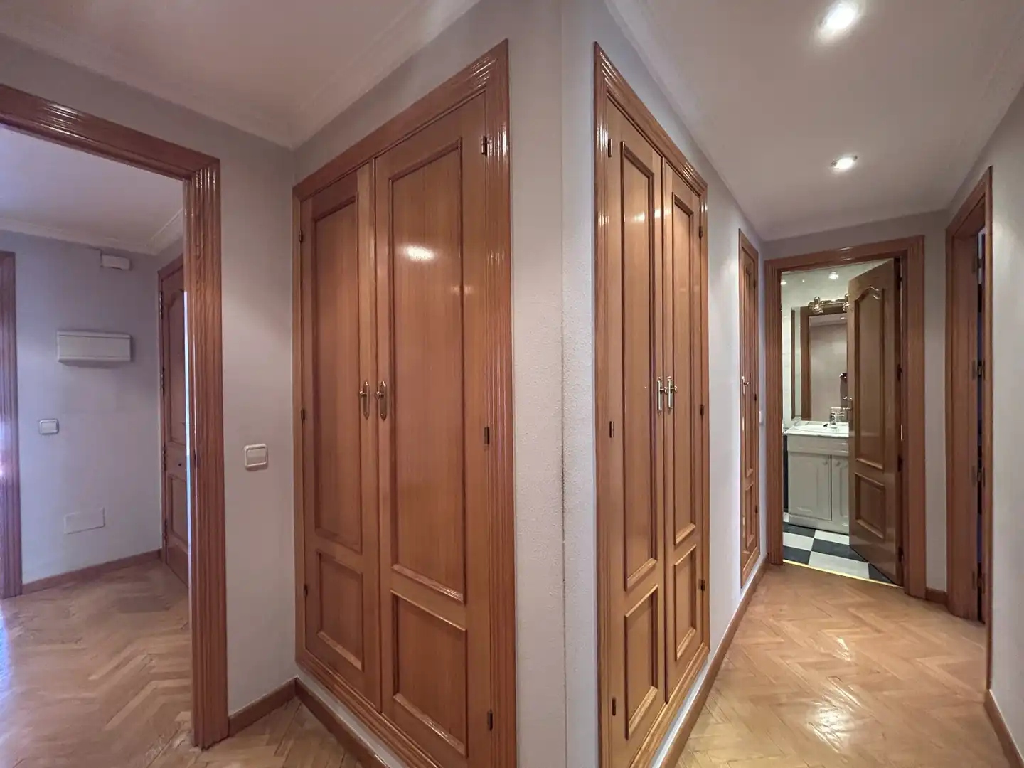 Wohnung zum Verkauf in Pozuelo de Alarcón mit Heizung, Parkett und Gemeinschaftspool