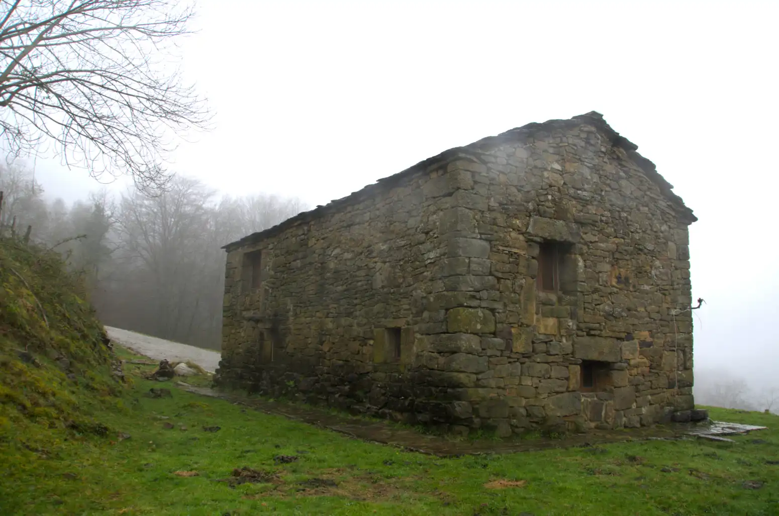 Vista exterior de Local en venta en San Roque de Riomiera