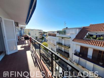 Exterior view of Attic for sale in Sitges  with Air Conditioner, Heating and Terrace