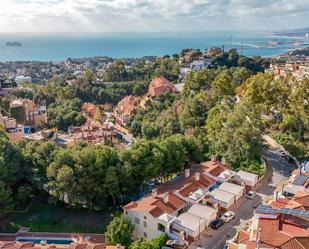 Exterior view of Single-family semi-detached for sale in Málaga Capital  with Swimming Pool and Community pool