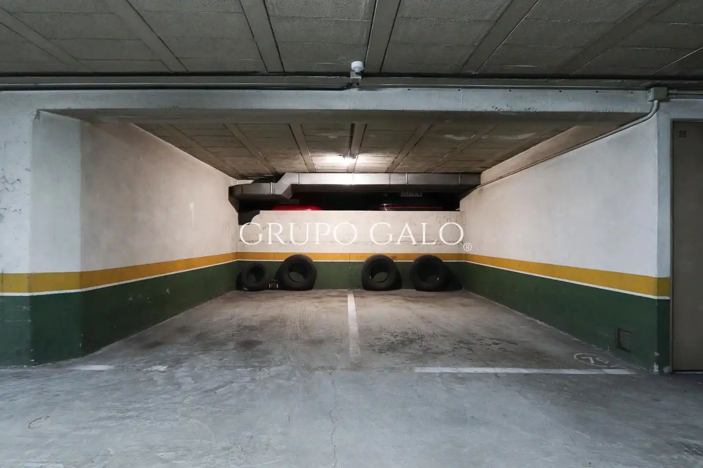 Aparcament de Dúplex de lloguer en Vigo  amb Calefacció i Parquet