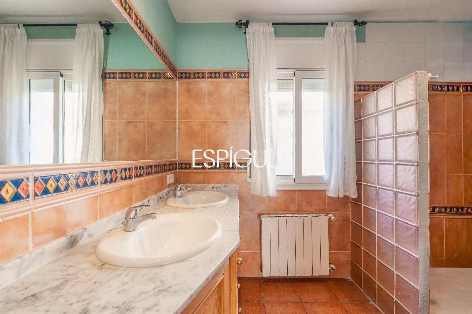 Bathroom of Houses for sale in Lloret de Mar  with Air Conditioner, Heating and Terrace