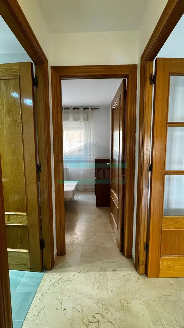 Wohnung zur Miete in Granada mit Klimaanlage, Heizung und Waschmaschine