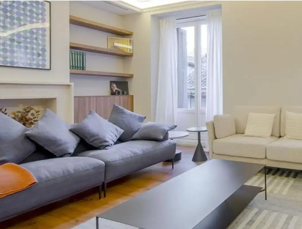Piso con ascensor en venta en C. Cervantes, imagen 3