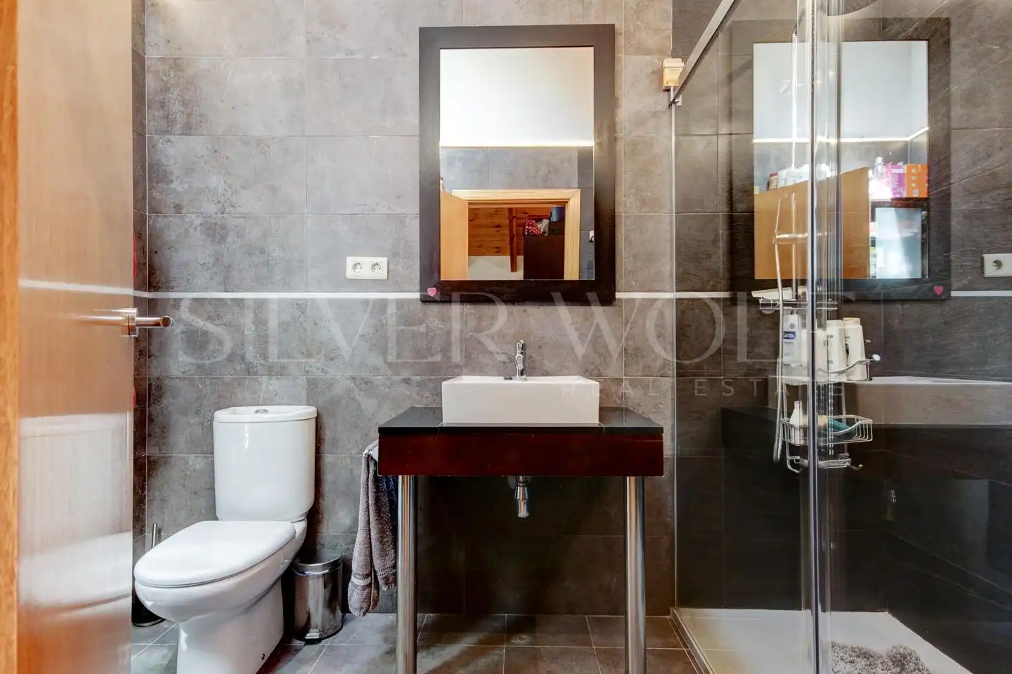 Baño de Casa o chalet en venta en Vallirana con Aire acondicionado, Calefacción y Jardín privado