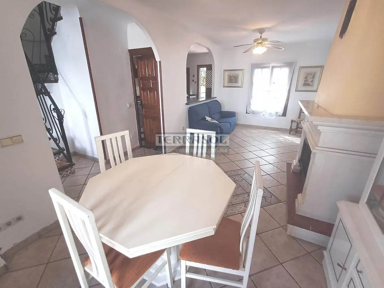 Menjador de Casa o xalet en venda en Vélez-Málaga amb Aire condicionat, Calefacció i Terrassa