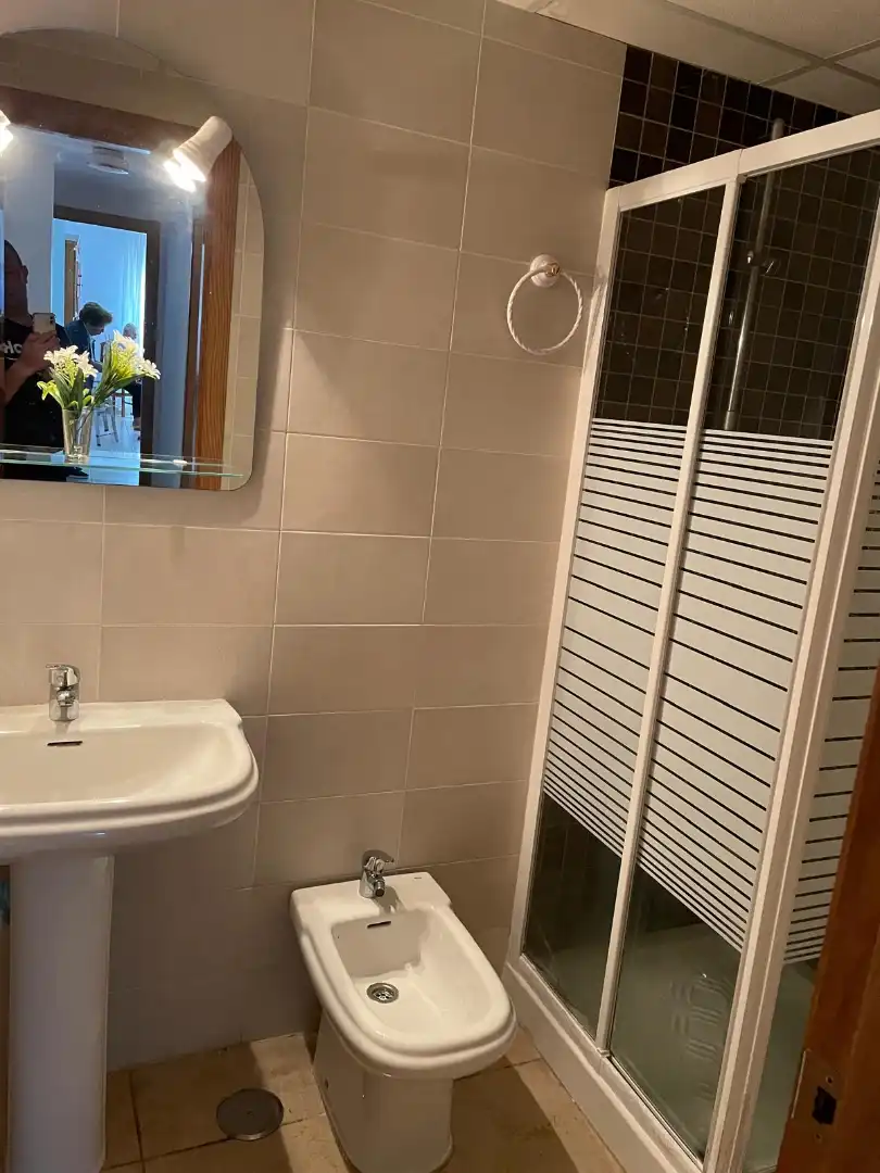 Bathroom of Flat for rent in Punta Umbría  with Furnished, Oven and Washing machine