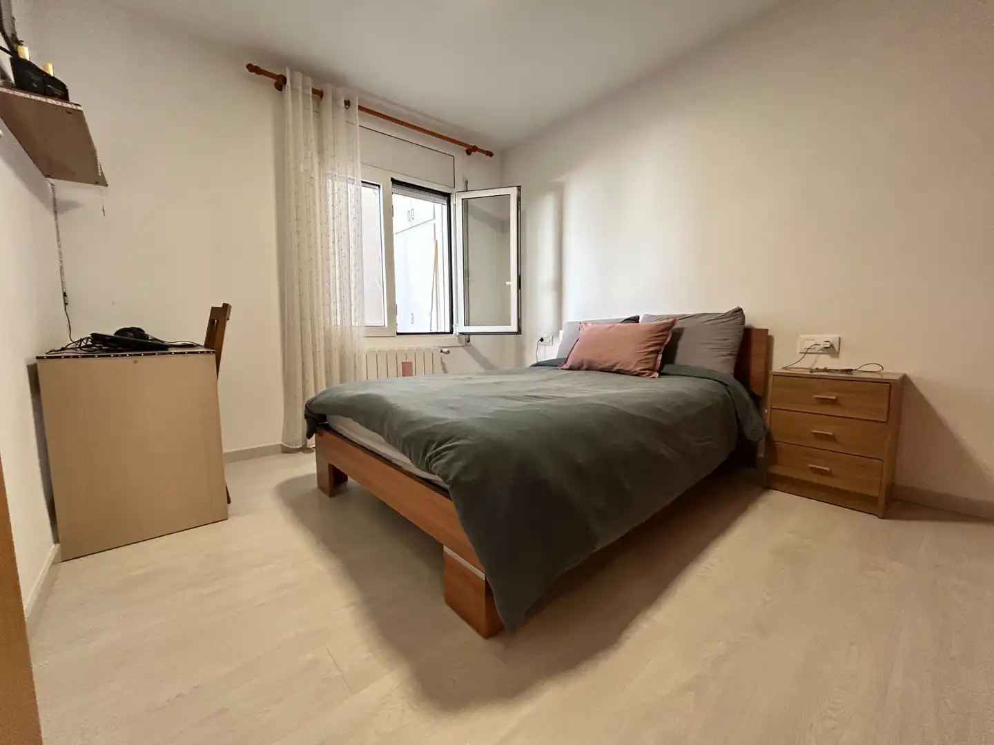 Bedroom of Flat for sale in Olot  with Heating, Terrace and Balcony