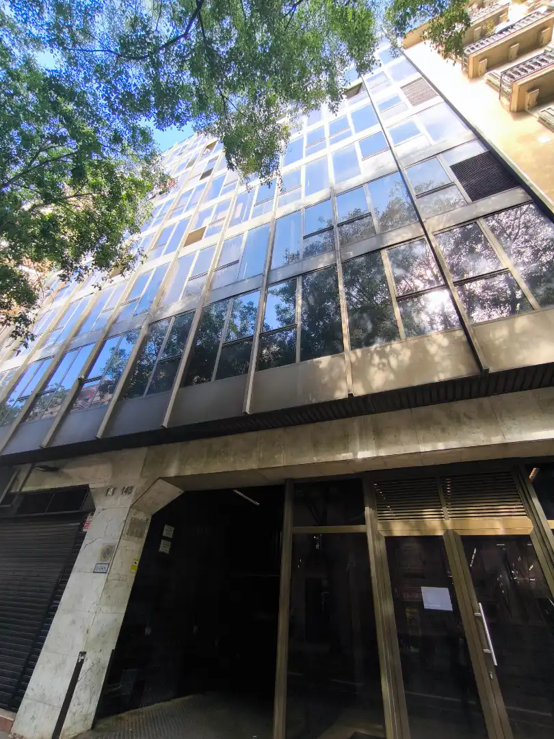 Büro zur Miete in Carrer d'Aragó, 141, La Nova Esquerra de l'Eixample, Eixample