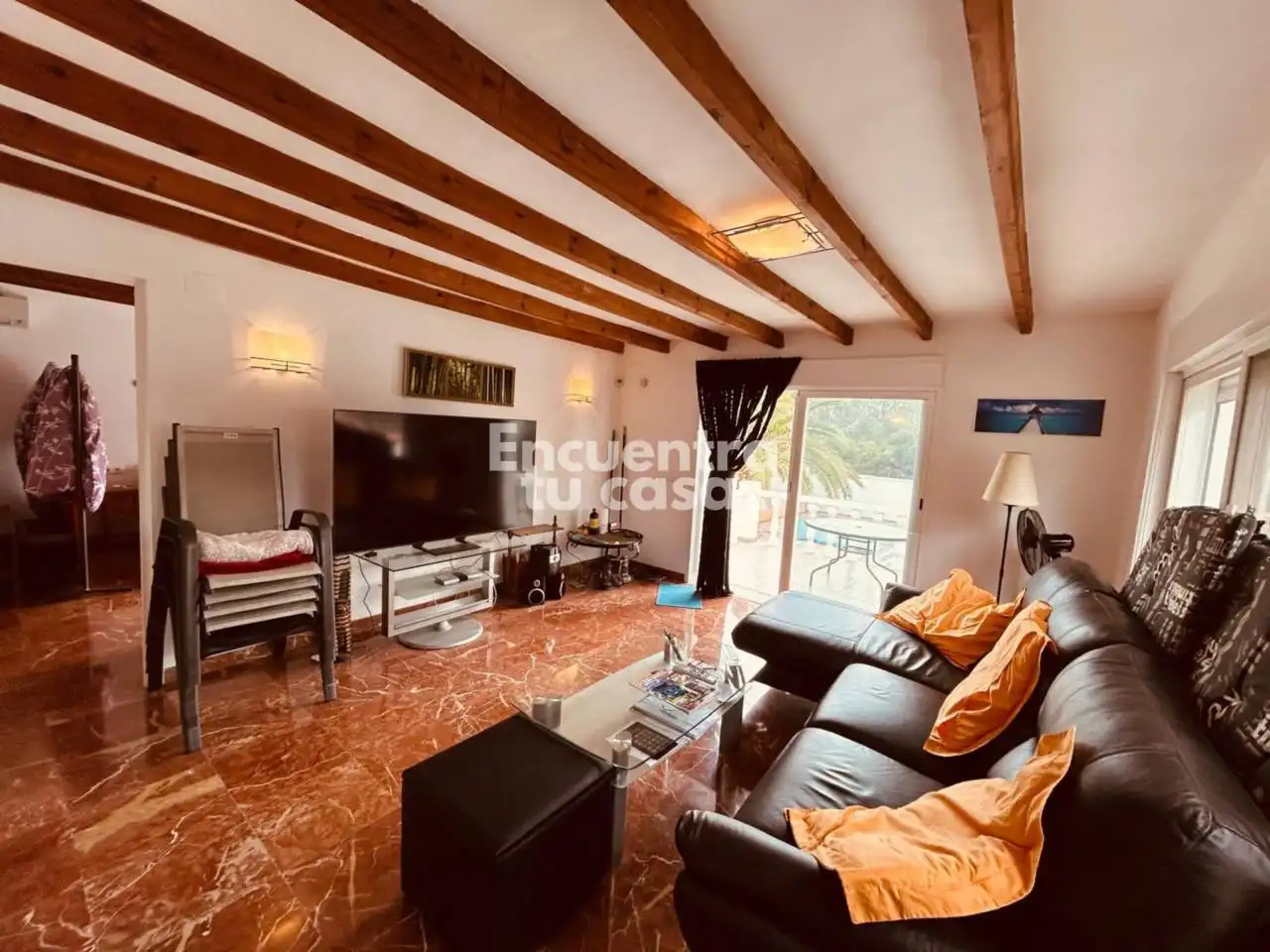 Sala de estar de Casa o chalet en venta en La Nucia con Aire acondicionado, Jardín privado y Terraza
