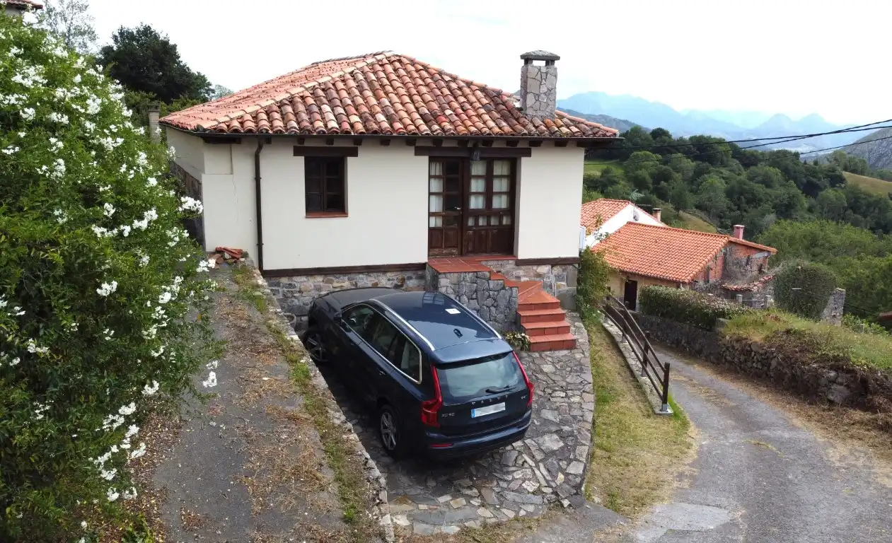 Chalet con terraza en venta en Parres, imagen 33