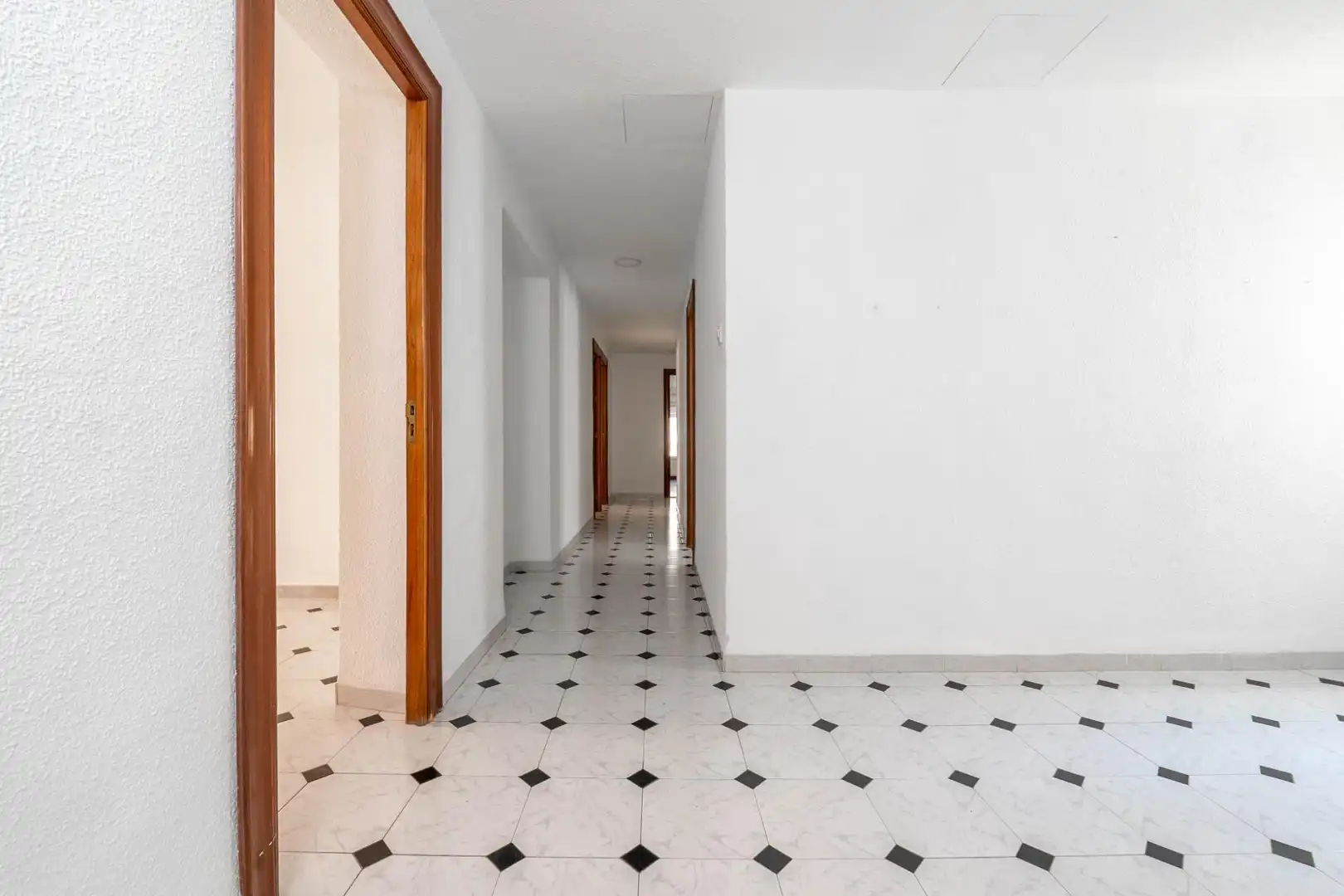 Flat for sale in Granada  with Heating and Terrace