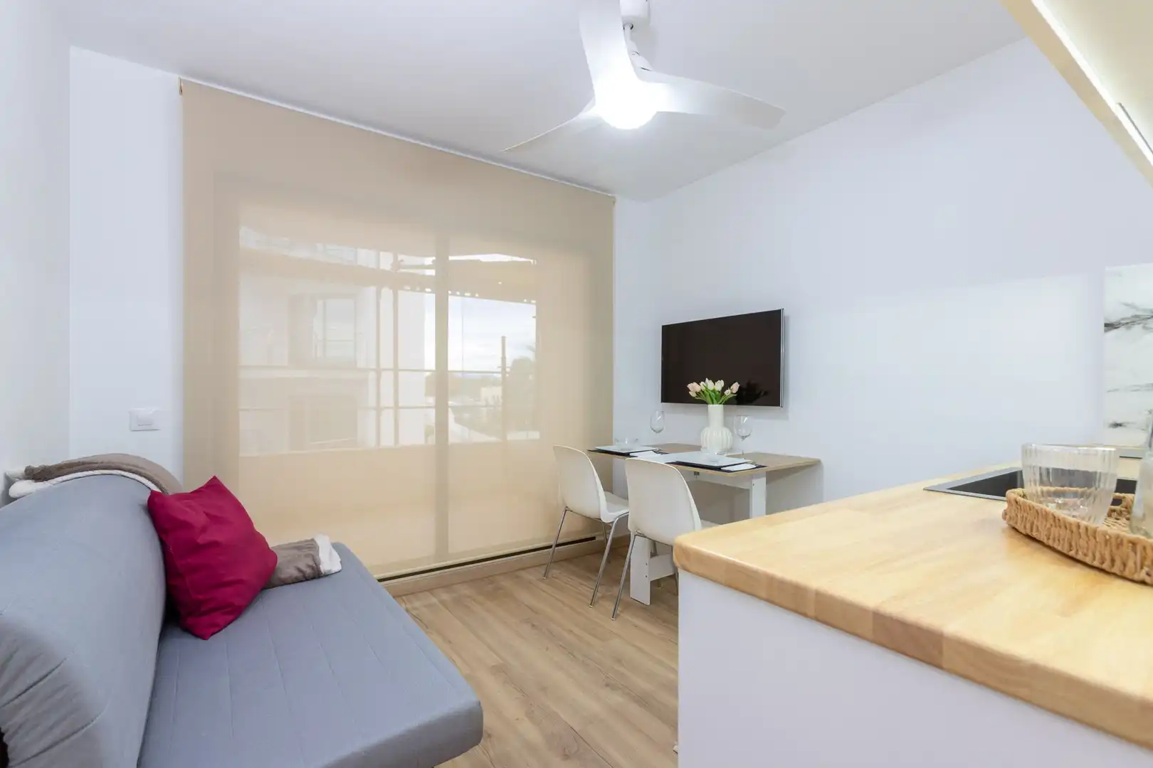 Sala d'estar de Apartament en venda en Roses amb Terrassa