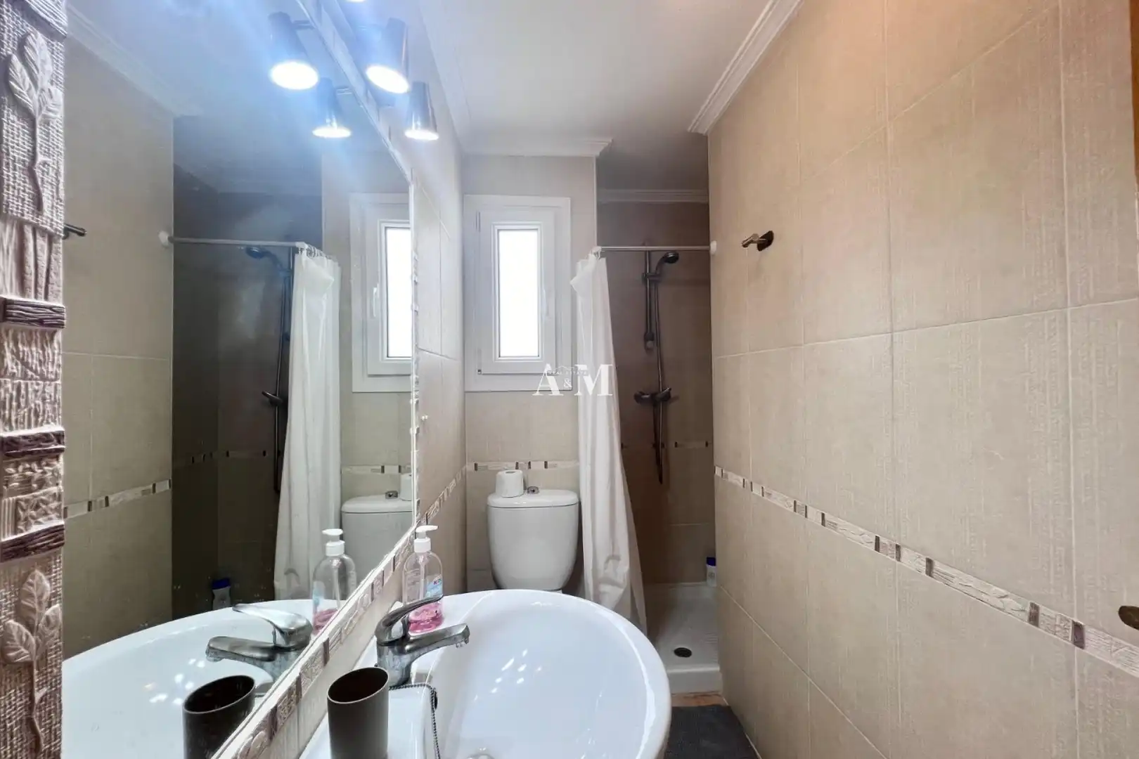 Badezimmer von Wohnung zur Miete in San Pedro del Pinatar mit Klimaanlage, Heizung und Terrasse