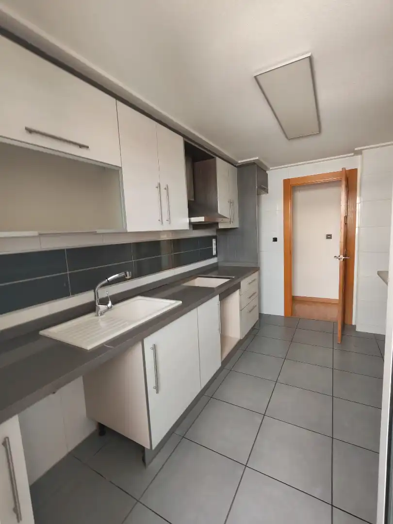 Kitchen of Attic for sale in Elche / Elx  with Air Conditioner, Parquet flooring and Terrace