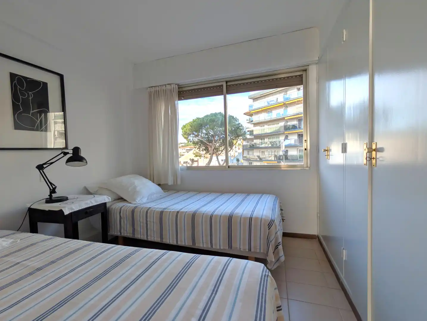 Habitación de Apartamento en venta en Castell d'Aro, Platja d'Aro i s'Agaró con Terraza, Amueblado y Balcón