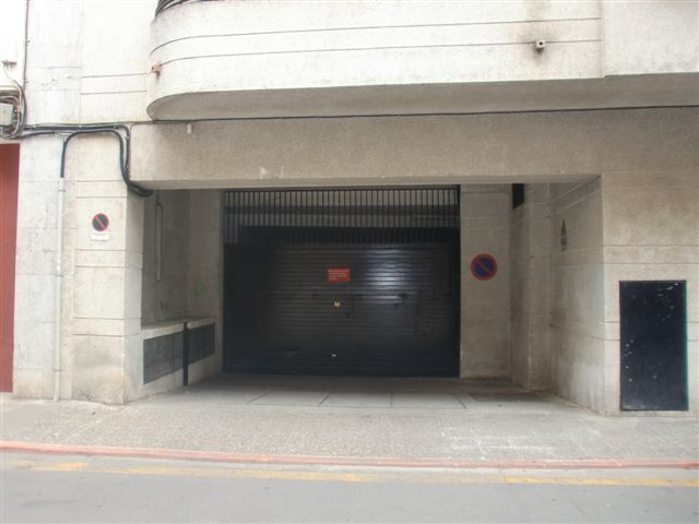 Parkplatz von Garage zur Miete in Girona Capital