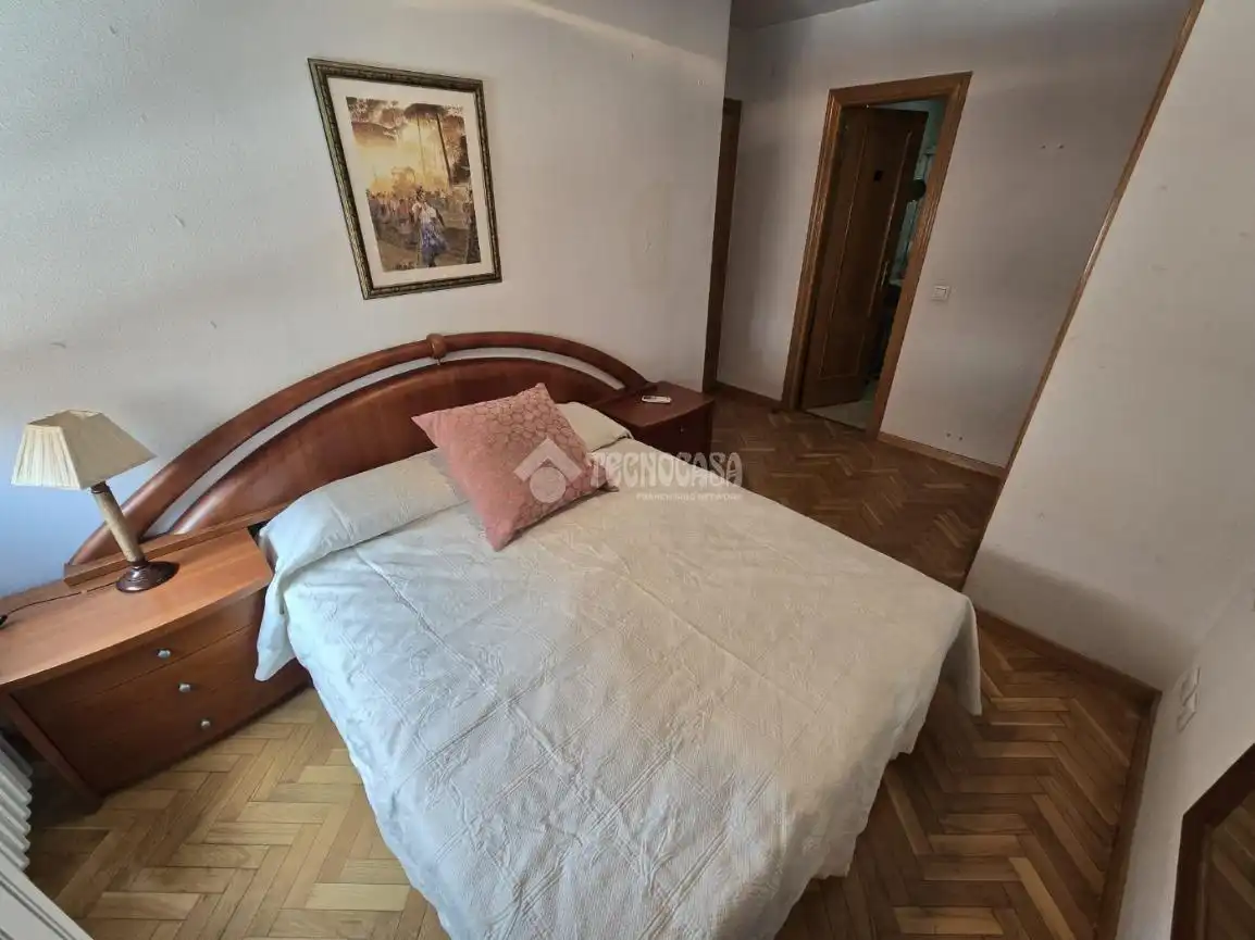 Dormitori de Pis en venda en Madrid amb Aire condicionat i Calefacció