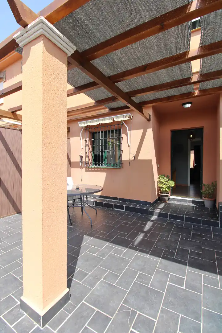 Semi-detached house with pool to rent in Capellanía - Retamar, imagen 19